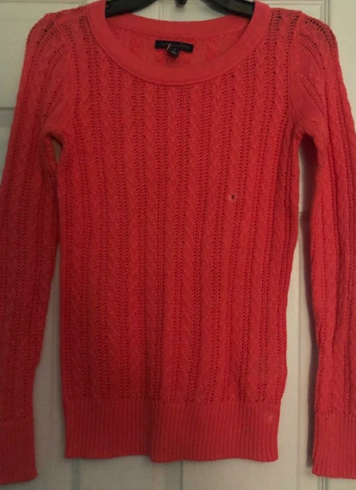American eagle sweater